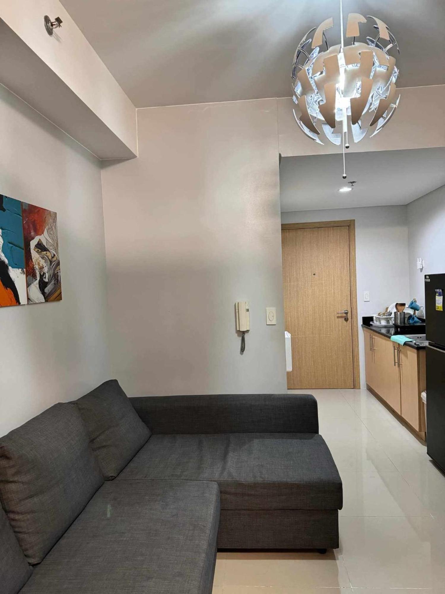 Apartment Grass Residences Sm North Qc